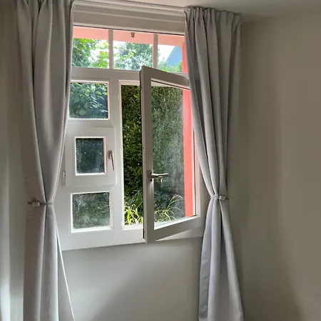 Beautiful And Bright Flat Right In Front Of Apartment Zurich