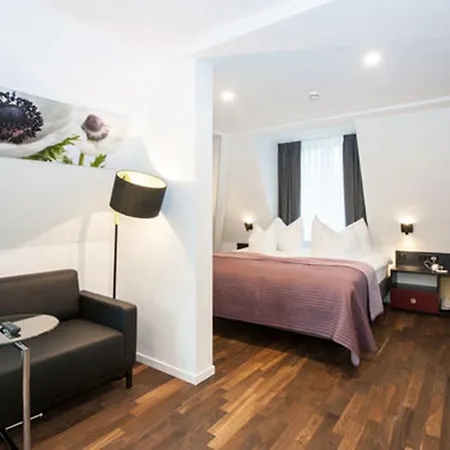 Hotel Hottingen - Near Old Town And