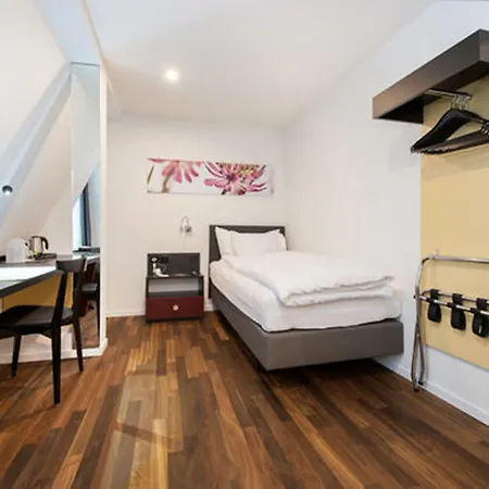 Hottingen - Near Old Town And Hotel Zurich
