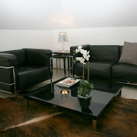 Visionapartments Cramerstrasse 8-12 - Self Check-in Apartment Zurich
