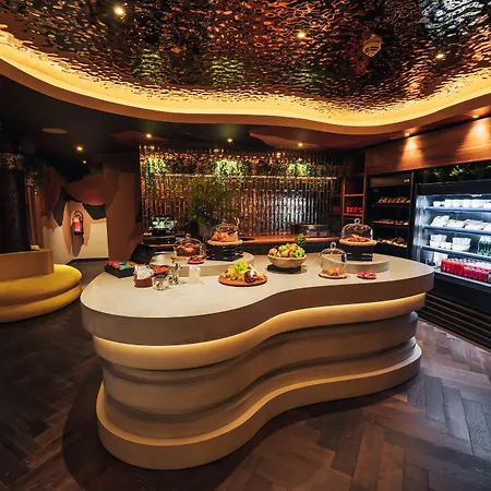 Five - Luxury 5* Zurich