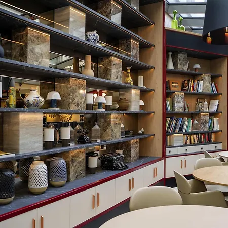 Ibis Styles Center