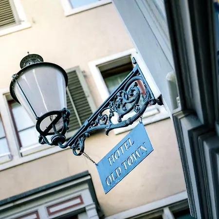 Hotel Old Town 4*