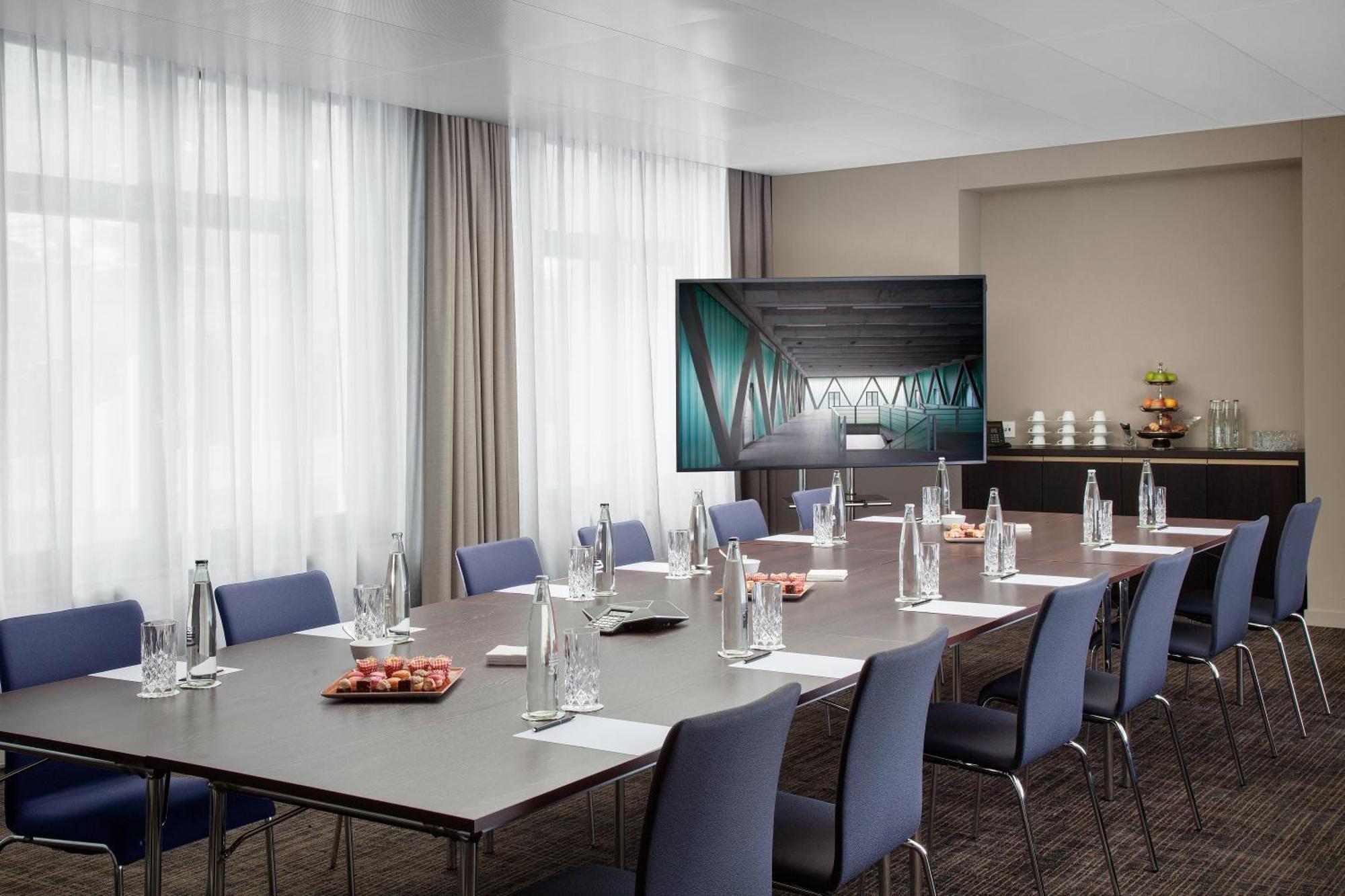 Acasa Oerlikon Zurich