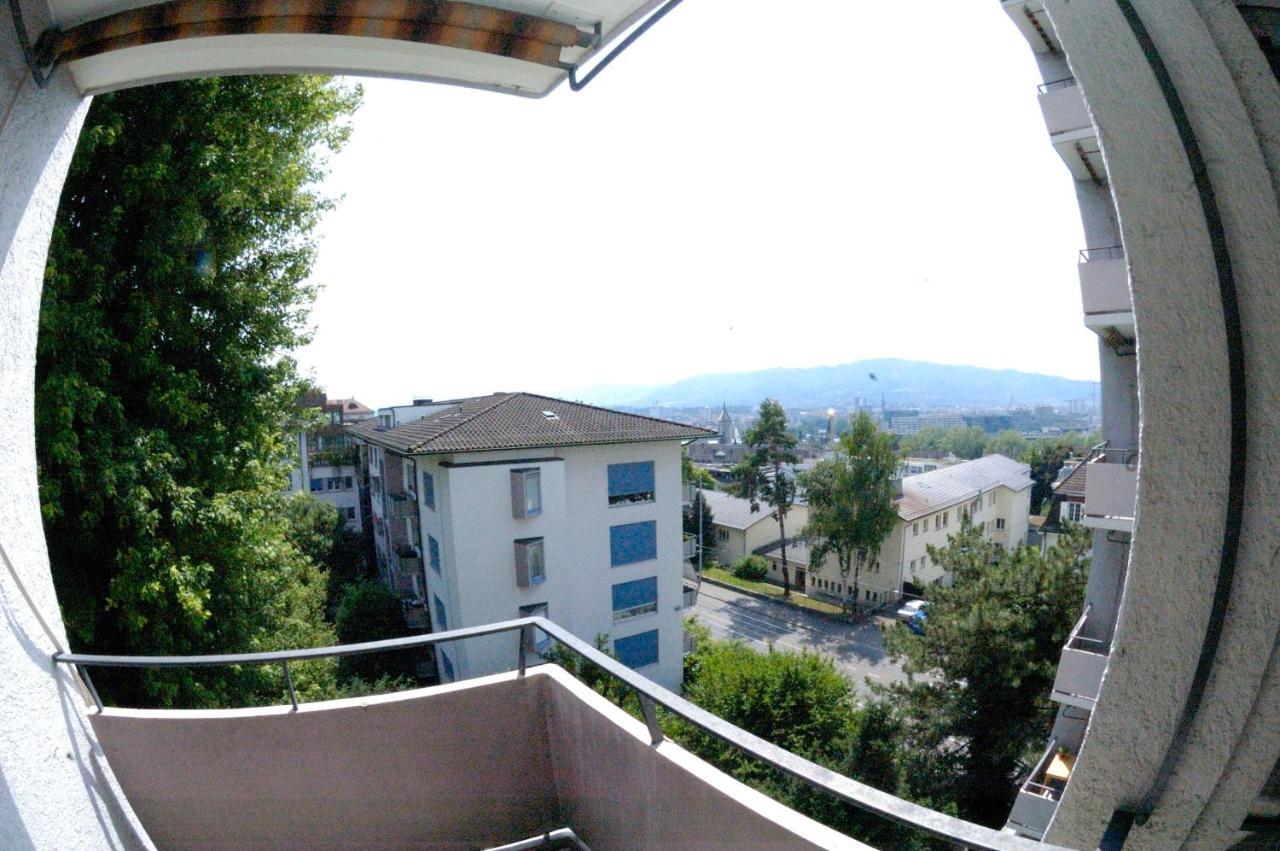 With View Over The - Vineyard 52