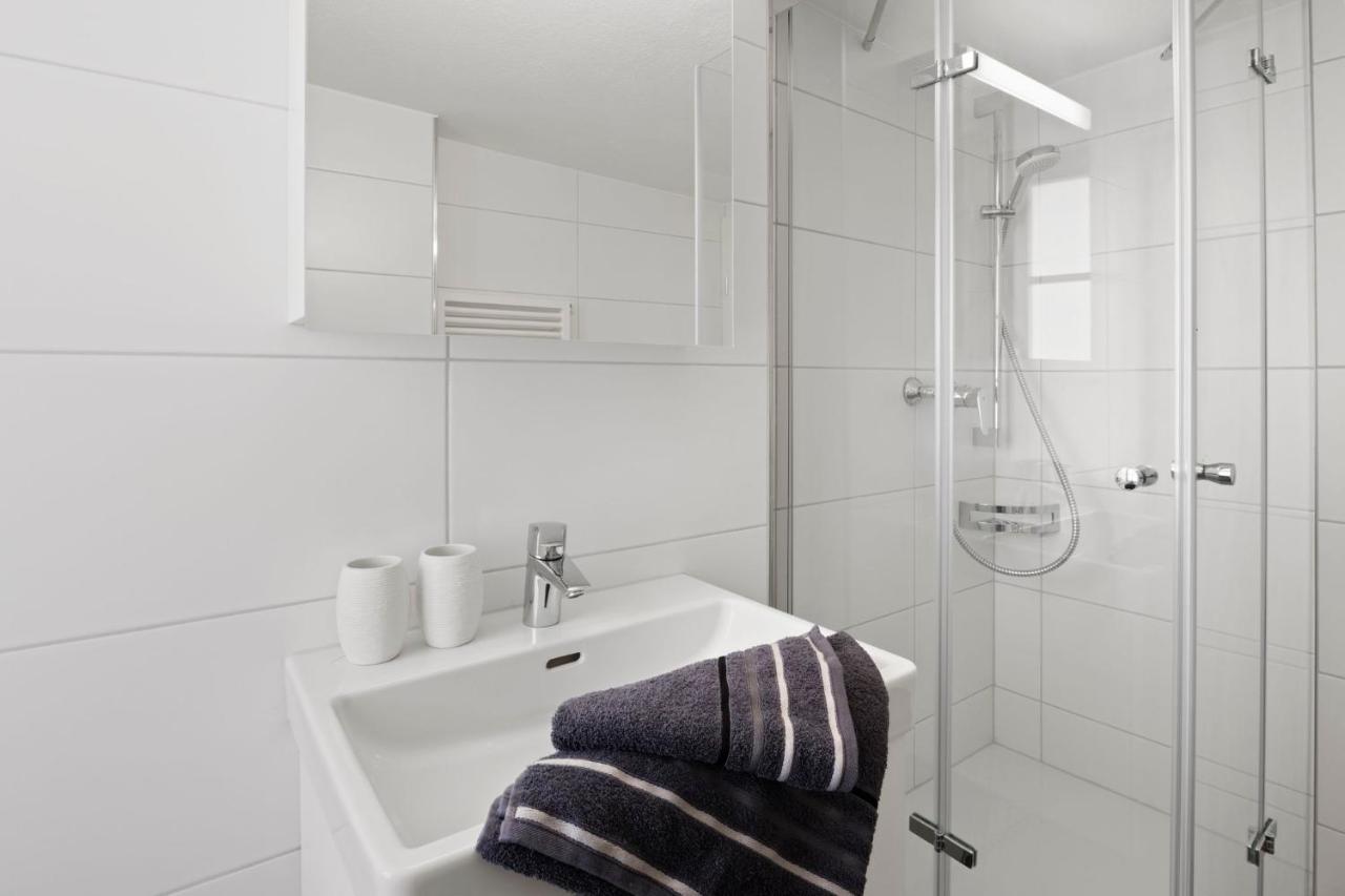 Hermes Contactless Self Checkin * Zurich