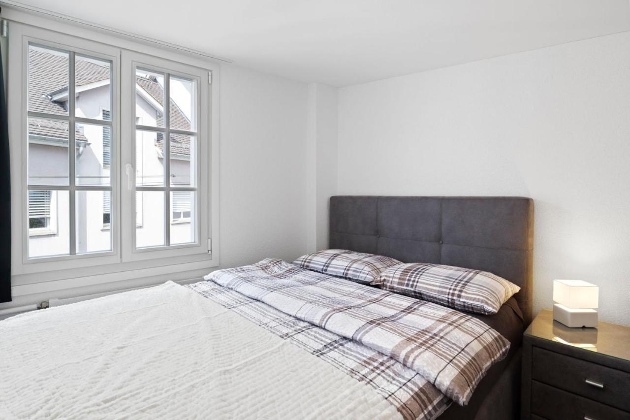 Hermes Contactless Self Checkin * Zurich