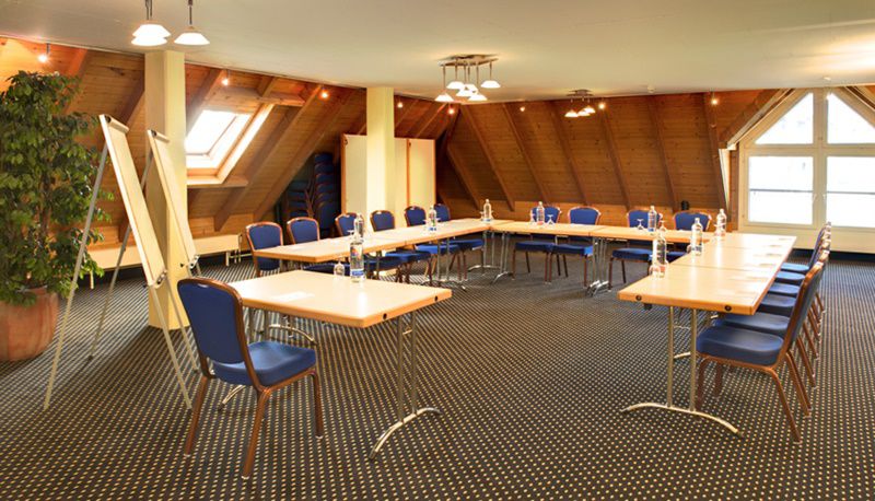 Hotel Zueri By Fassbind 4*