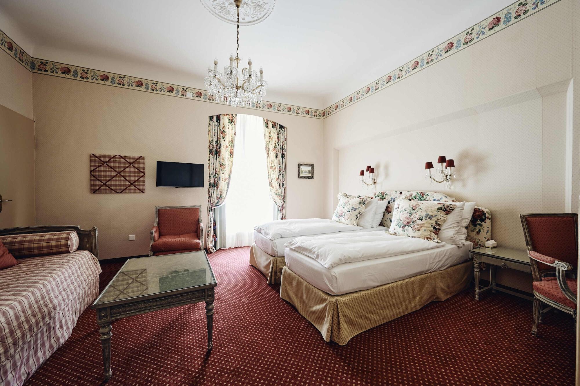 Hotel Europe 4*