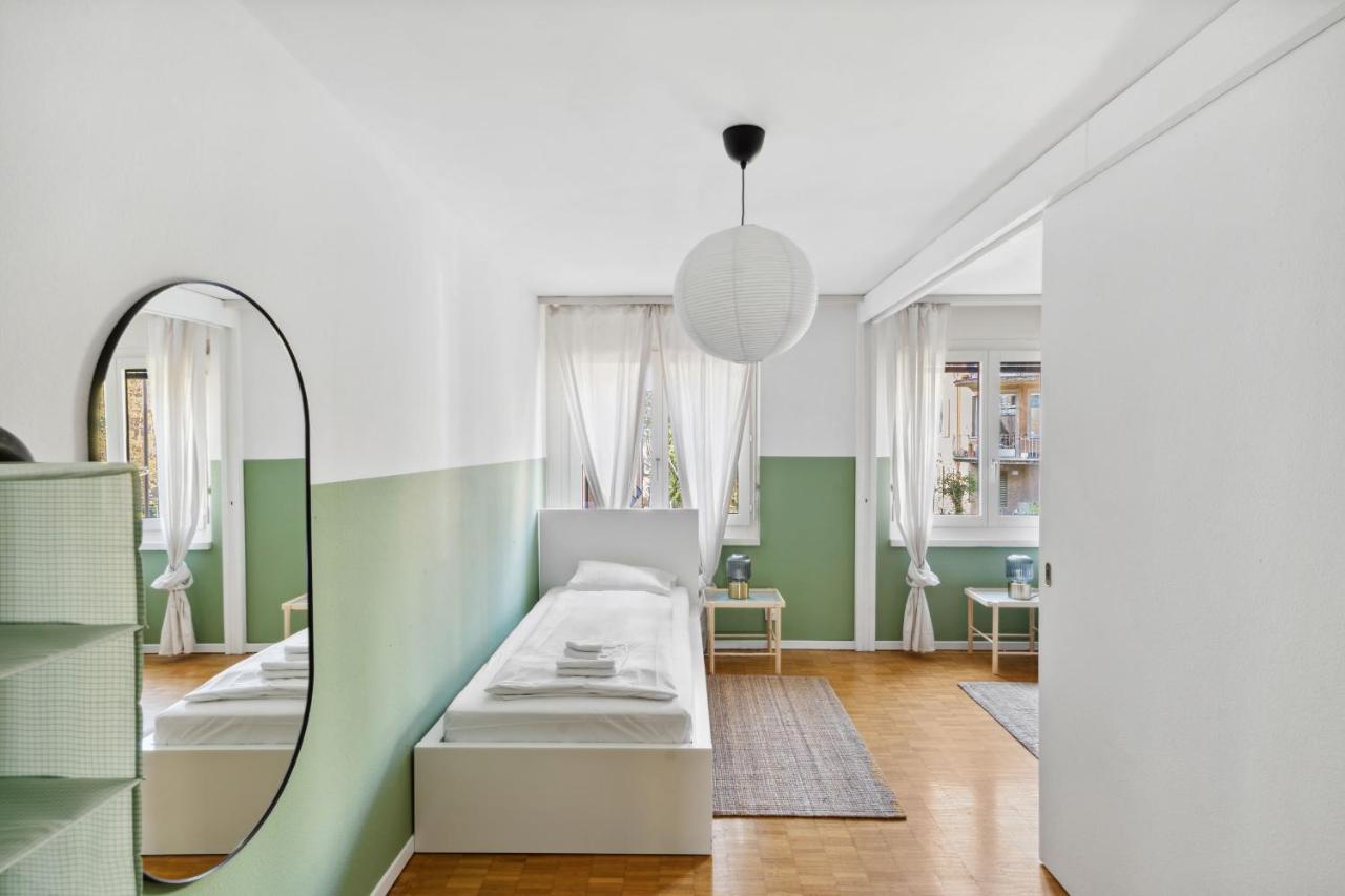 Cozy Close To The Center Of Forch Apartment Zurich