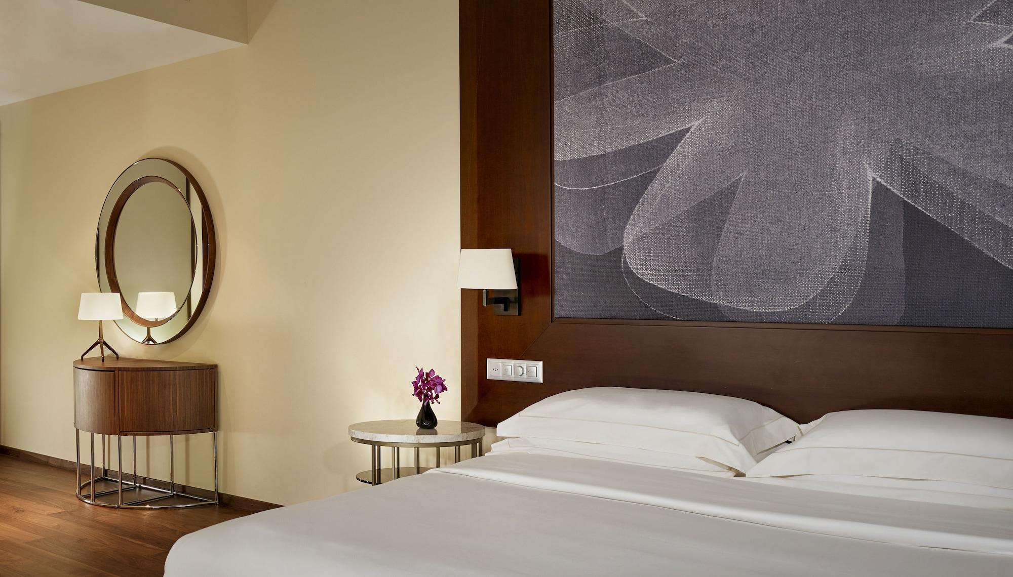 Park Hyatt - City Center Luxury Hotel 5*