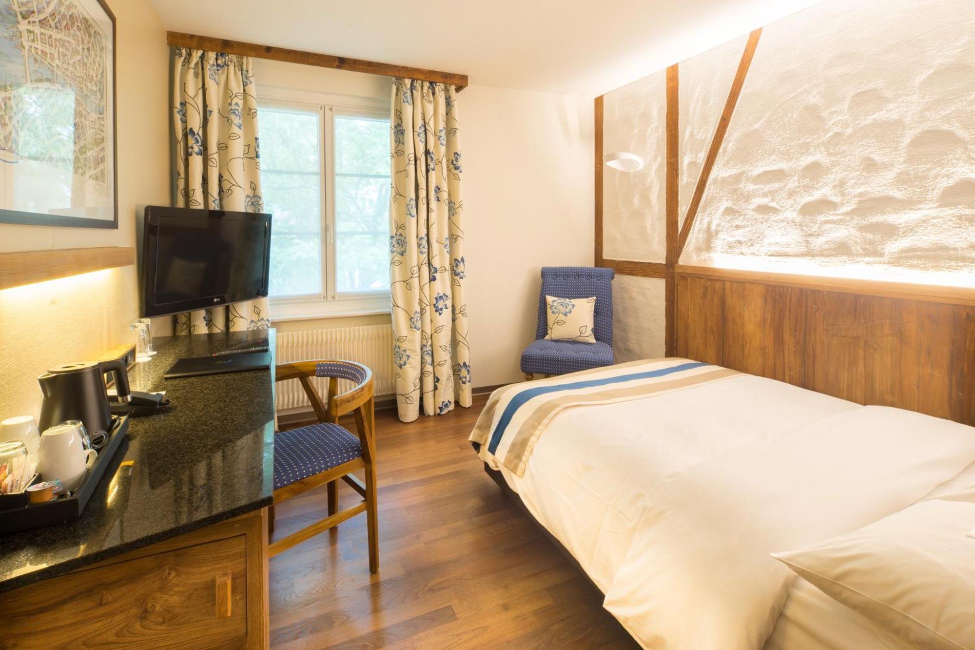 Hotel Adler