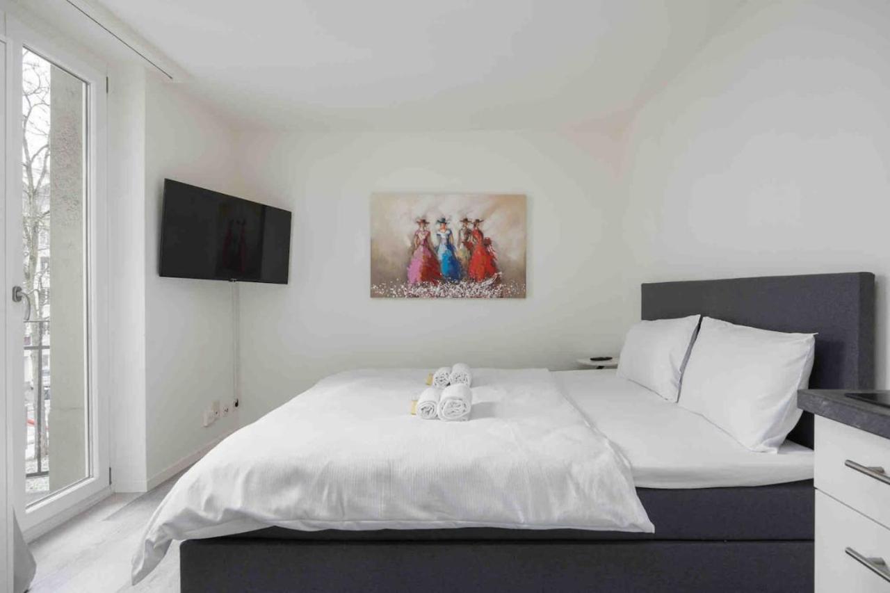 Urban Oasis With Queen Bed And View Be-29 Apartment Zurich