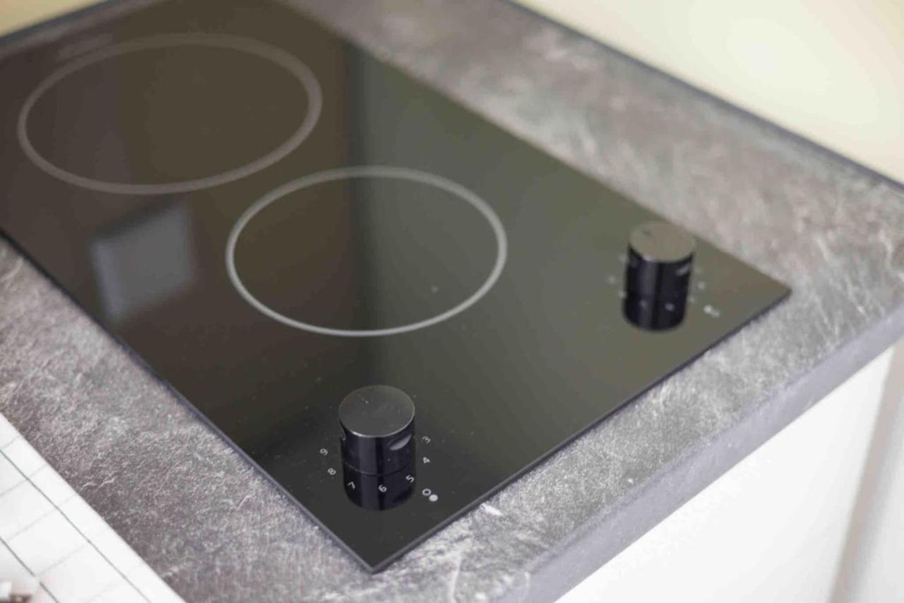 Urban Oasis With Queen Bed And View Be-43 Zurich