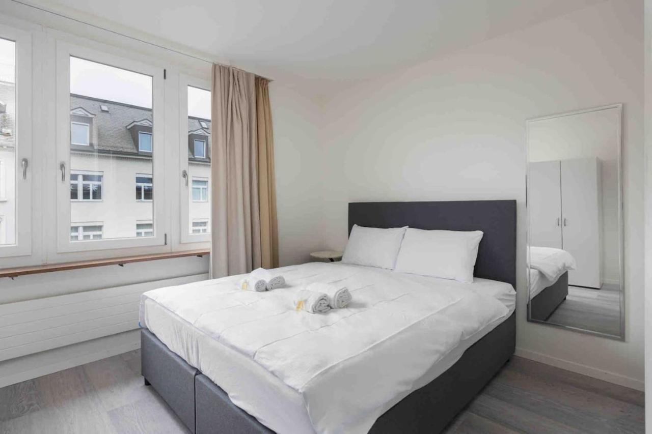 Urban Oasis With Queen Bed And View Be-43 Apartment Zurich