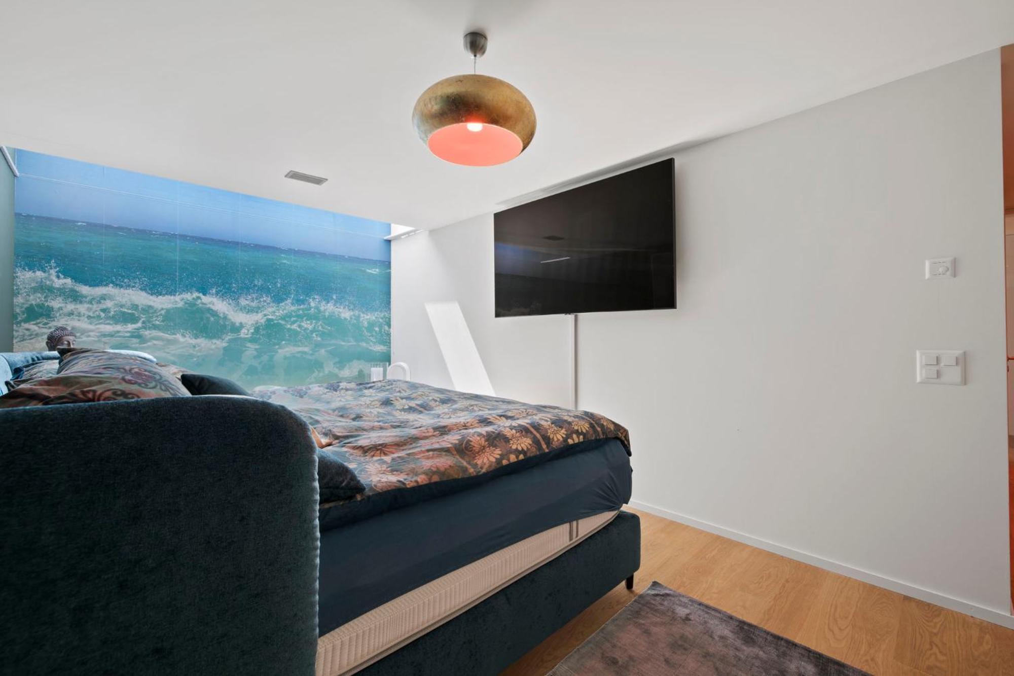 Exclusive Spacious Apt. With Garden In Zurich