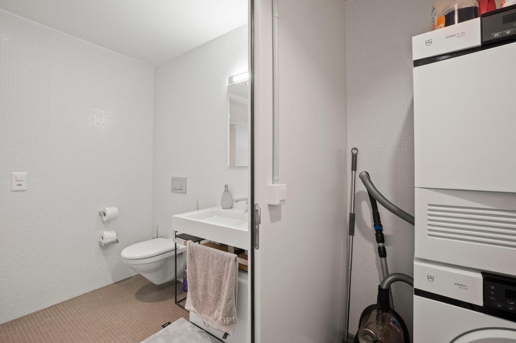 Exclusive Spacious Apt. With Garden In Apartment *