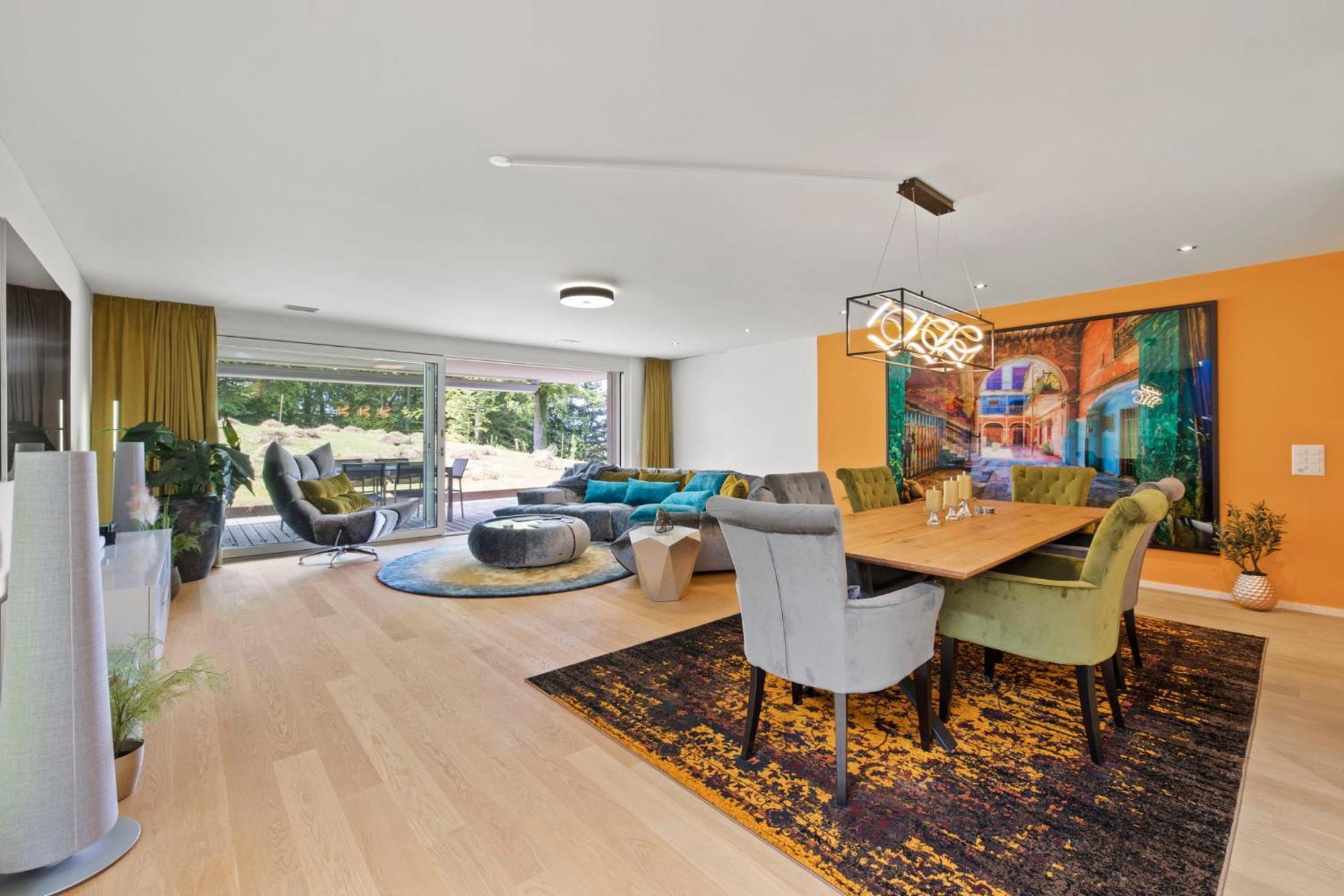 Exclusive Spacious Apt. With Garden In Apartment Zurich