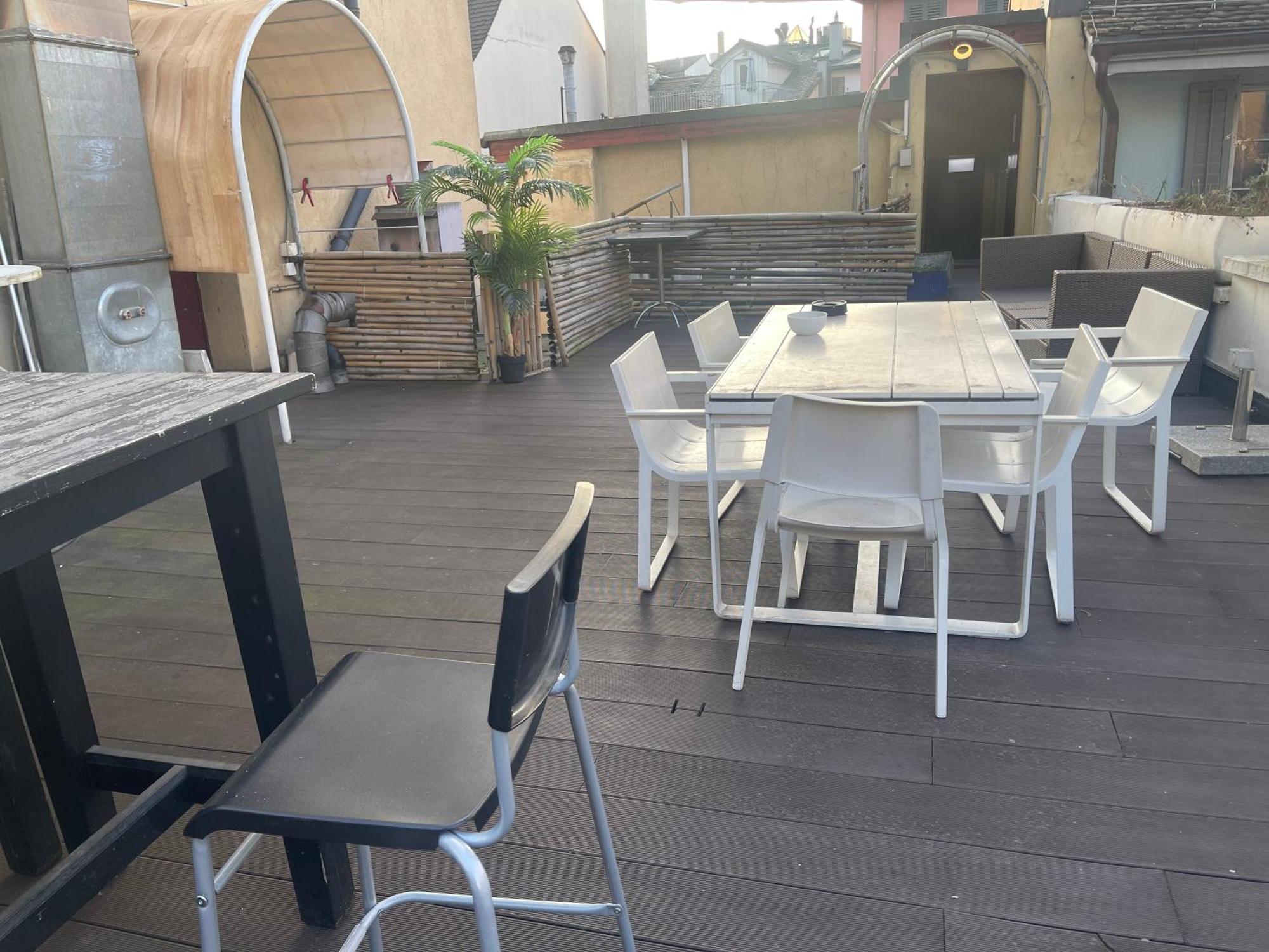 Apartment Center Close To Hb