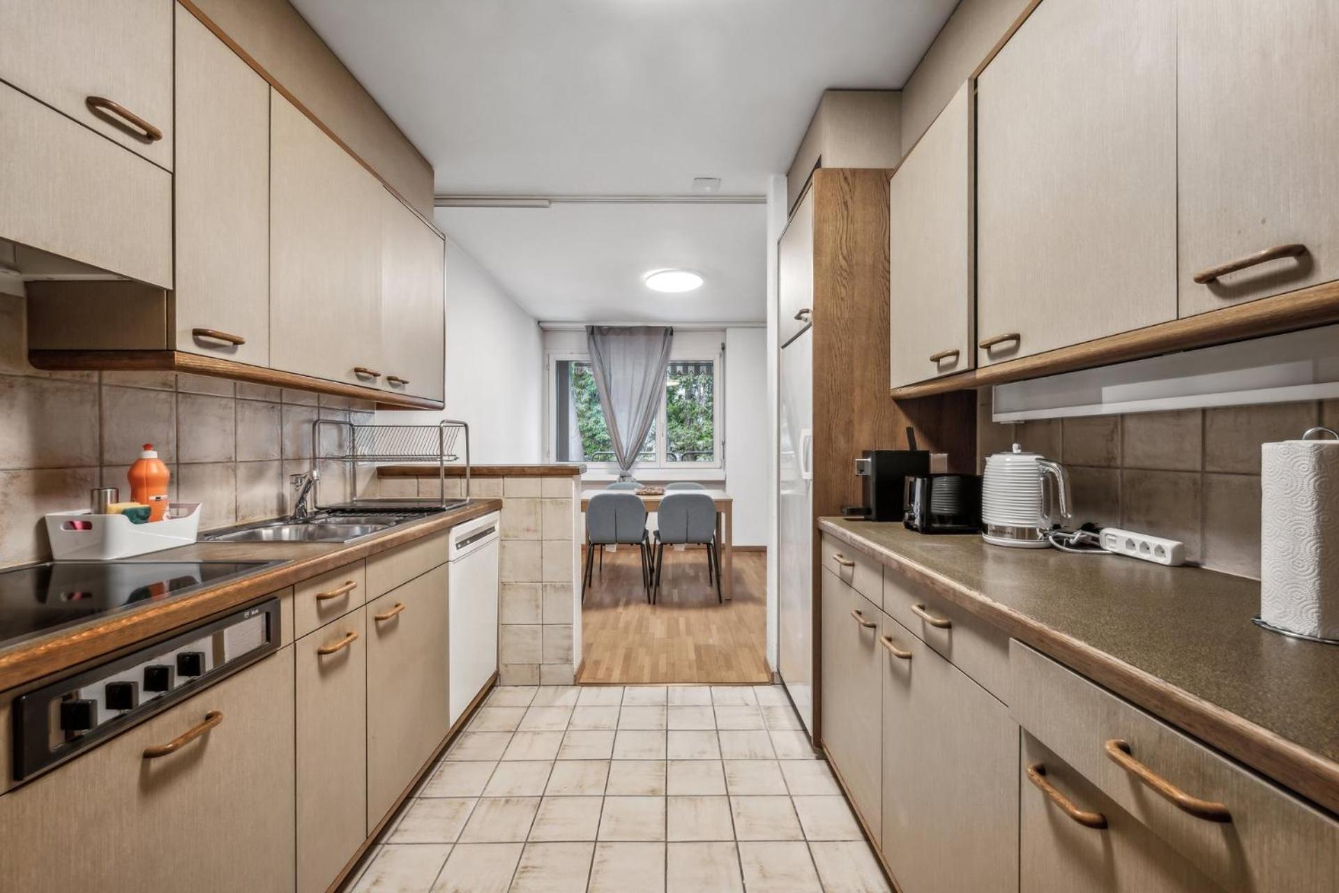 Chic Near Center Apartment Zurich