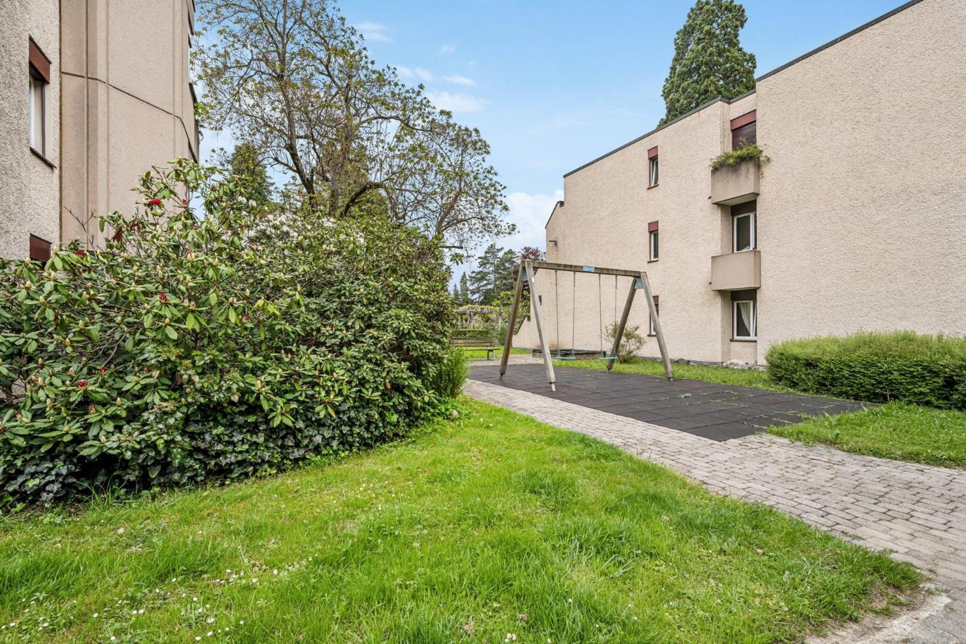 Chic 3-bedroom Near Center * Zurich
