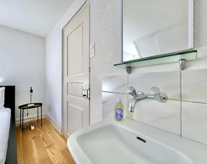 Apartment Citycentral 2 Bedroom Flat Near Main Station *