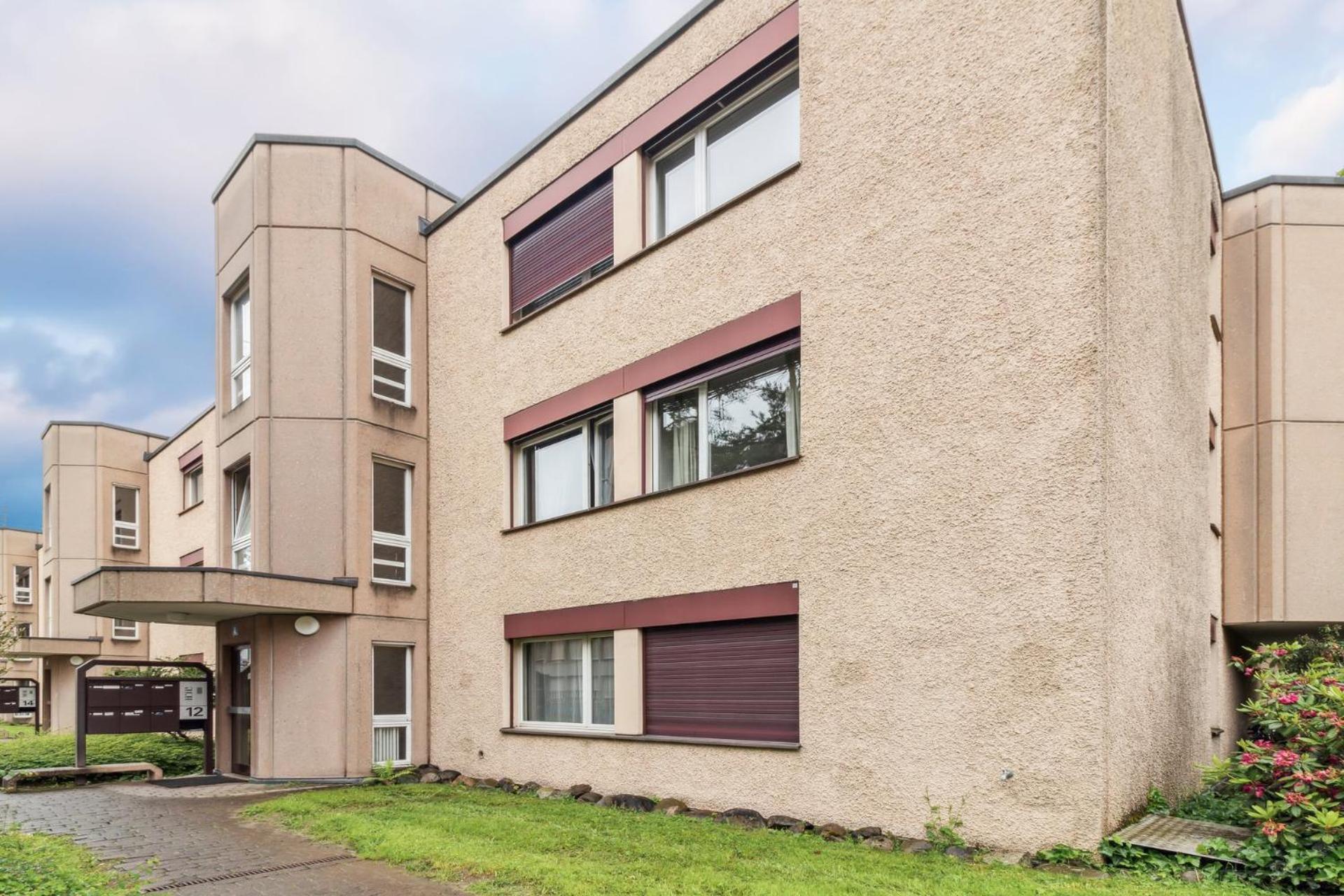 Chic Near Center Apartment