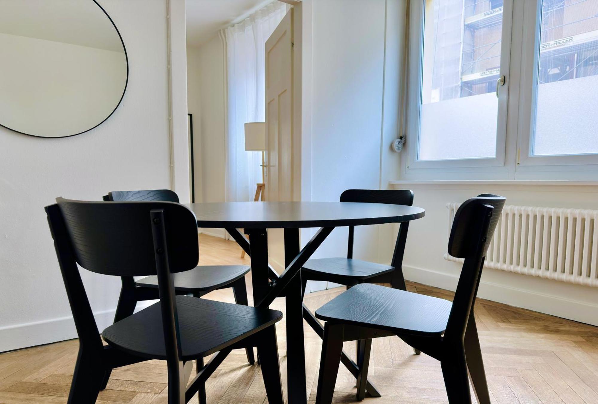 Citycentral 2 Bedroom Flat Near Main Station Apartment