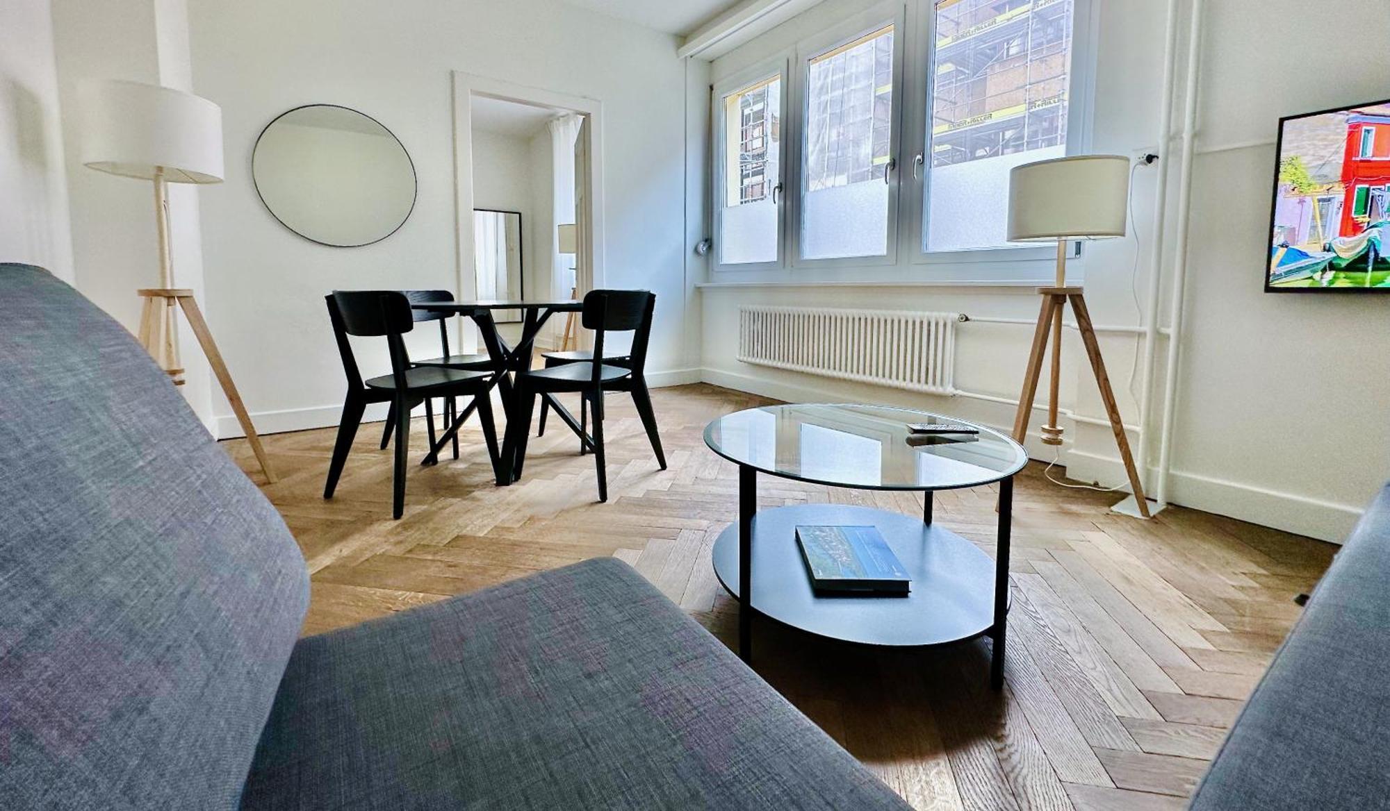 Citycentral 2 Bedroom Flat Near Main Station *