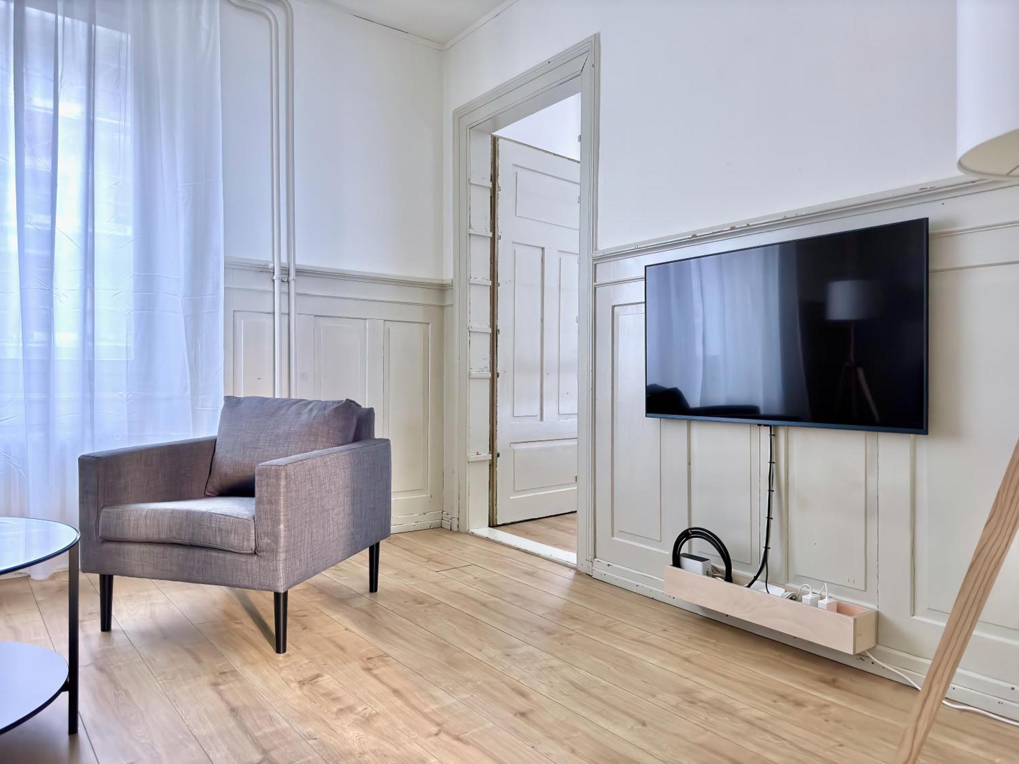 Apartment Citycentral 2 Bedroom Flat Near Main Station