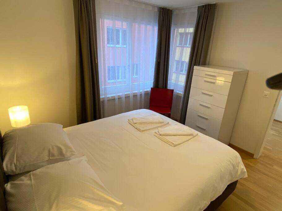 Great 2 Bedroom Flat In The Center - Mainau 12 *