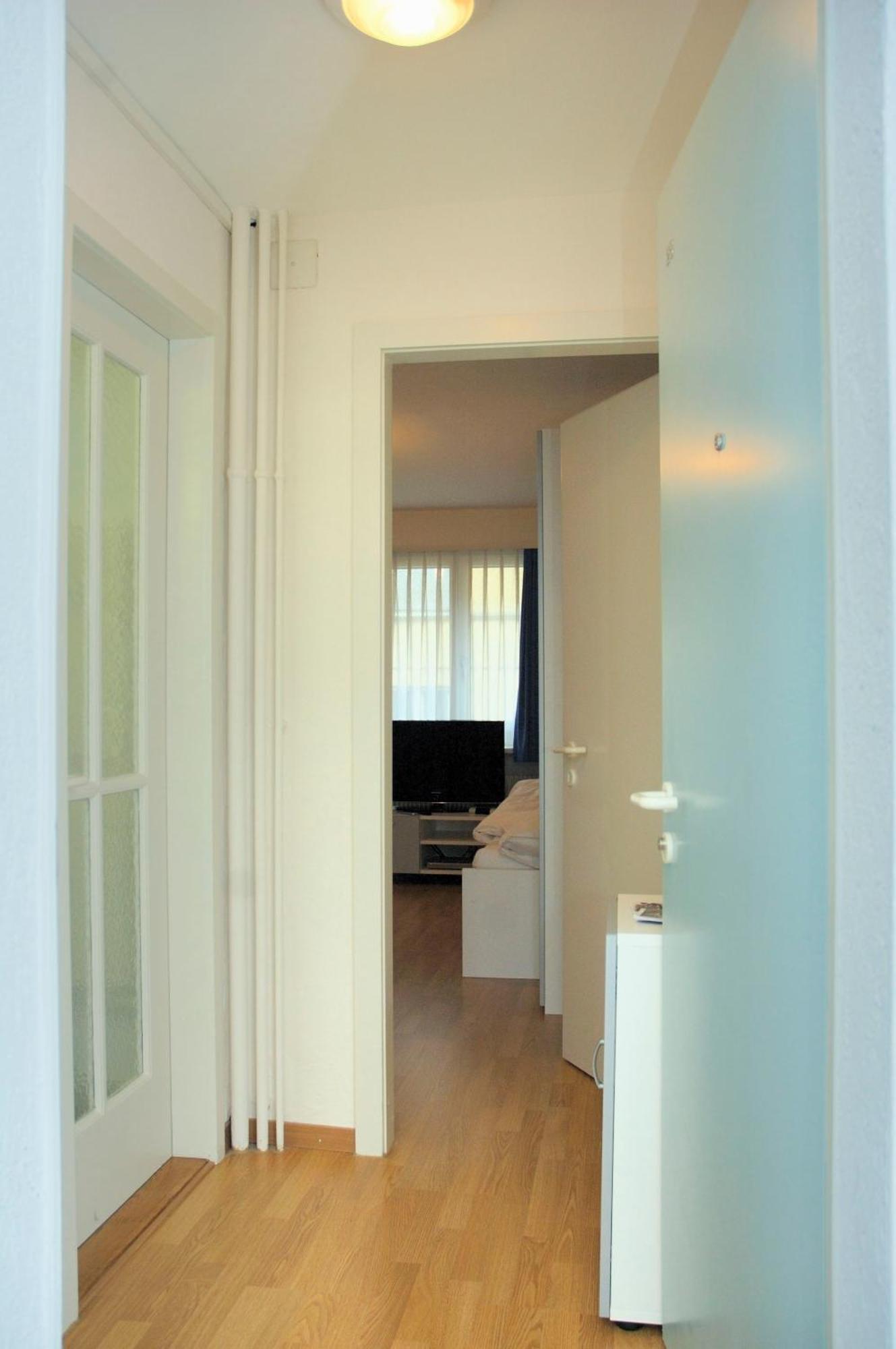 Executive - Crown 28 Zurich