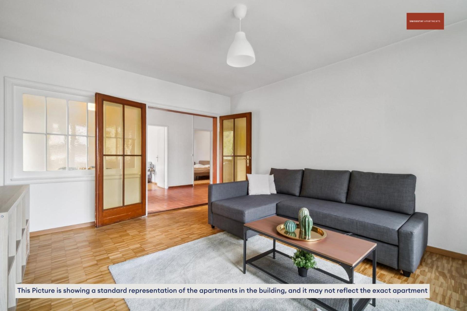 15-min To Center: Cozy Apartment