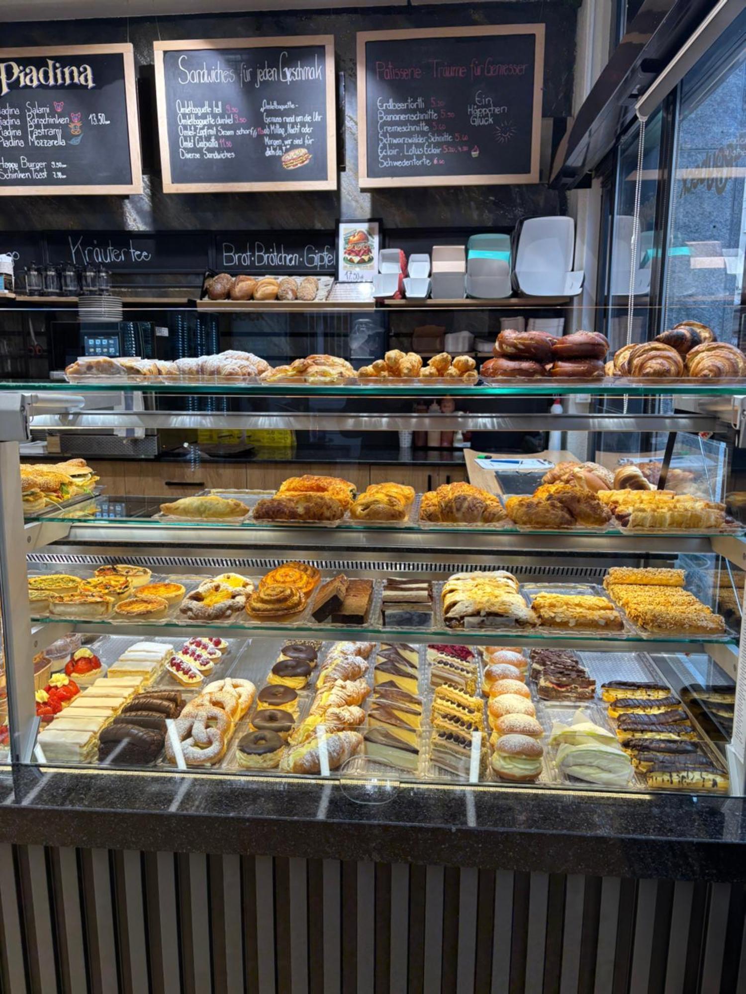 Nani Self Check-in Zurich