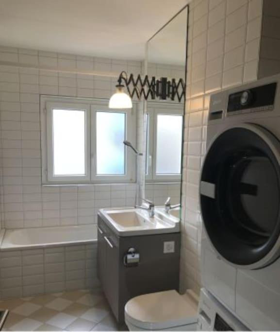 Fantastic 1 Bedroom Flat, Center, Near - Sf15 * Zurich