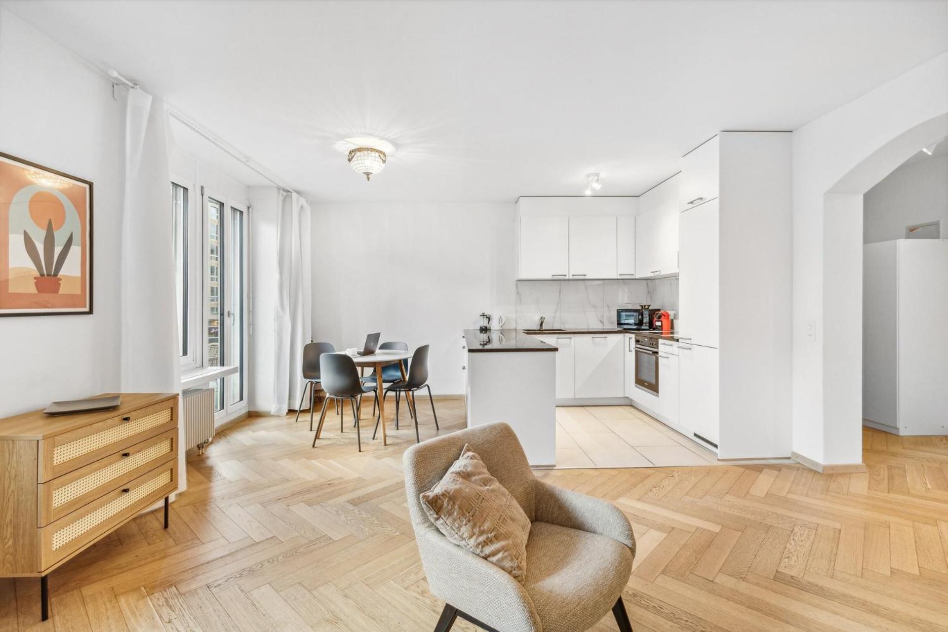 Apartment Badenerstrasse 356 - Self Check In By Homenhancement