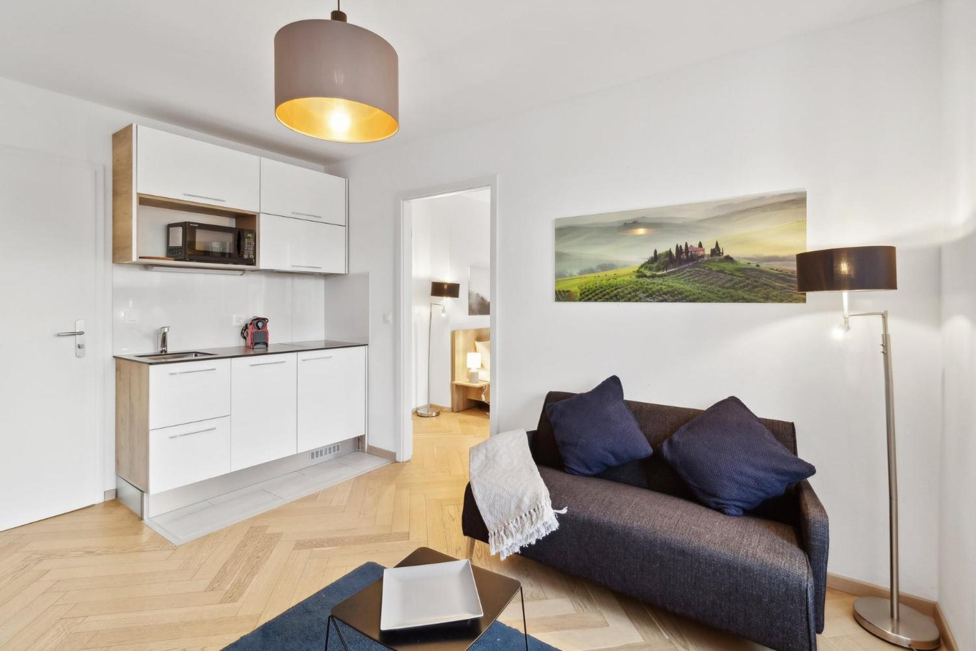 Apartment Badenerstrasse 356 - Self Check In By Homenhancement Zurich