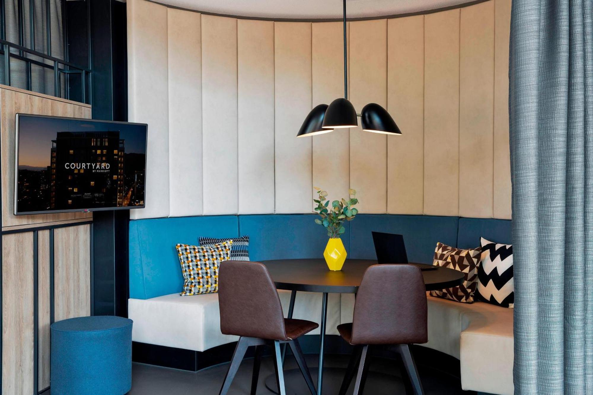 Hotel Courtyard By Marriott North 4*