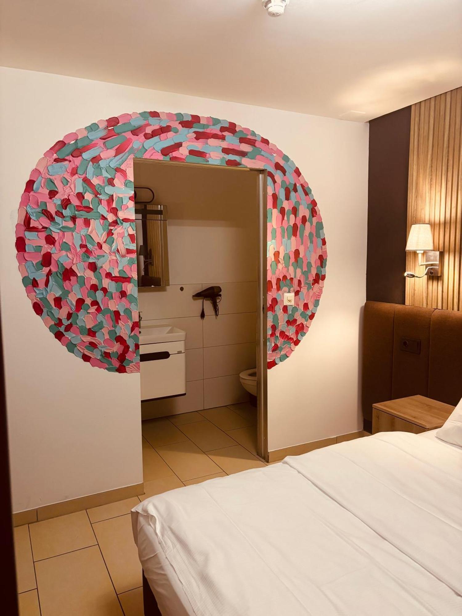 Nani Self Check-in Hotel