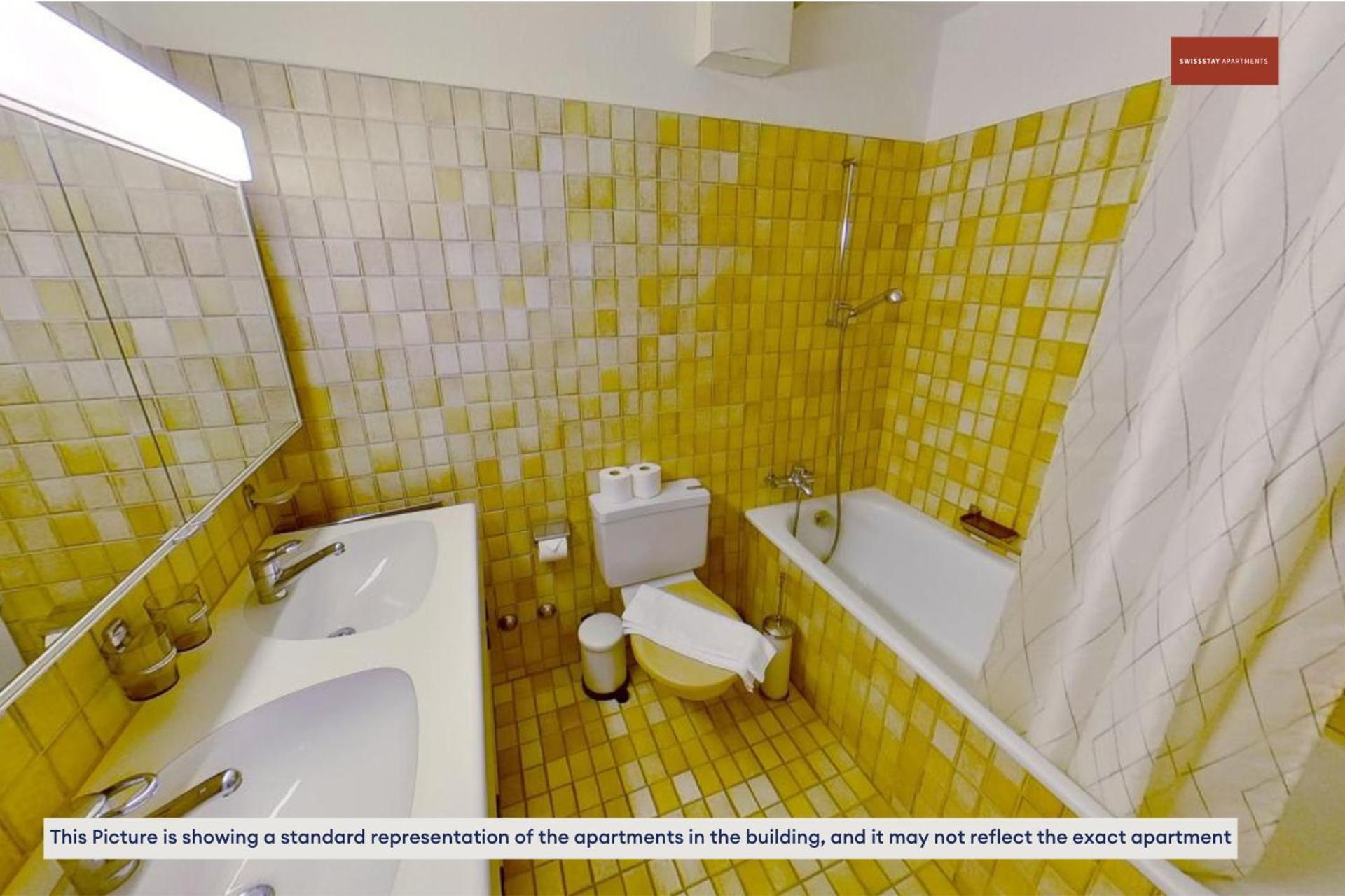 Chic Near Center Apartment *