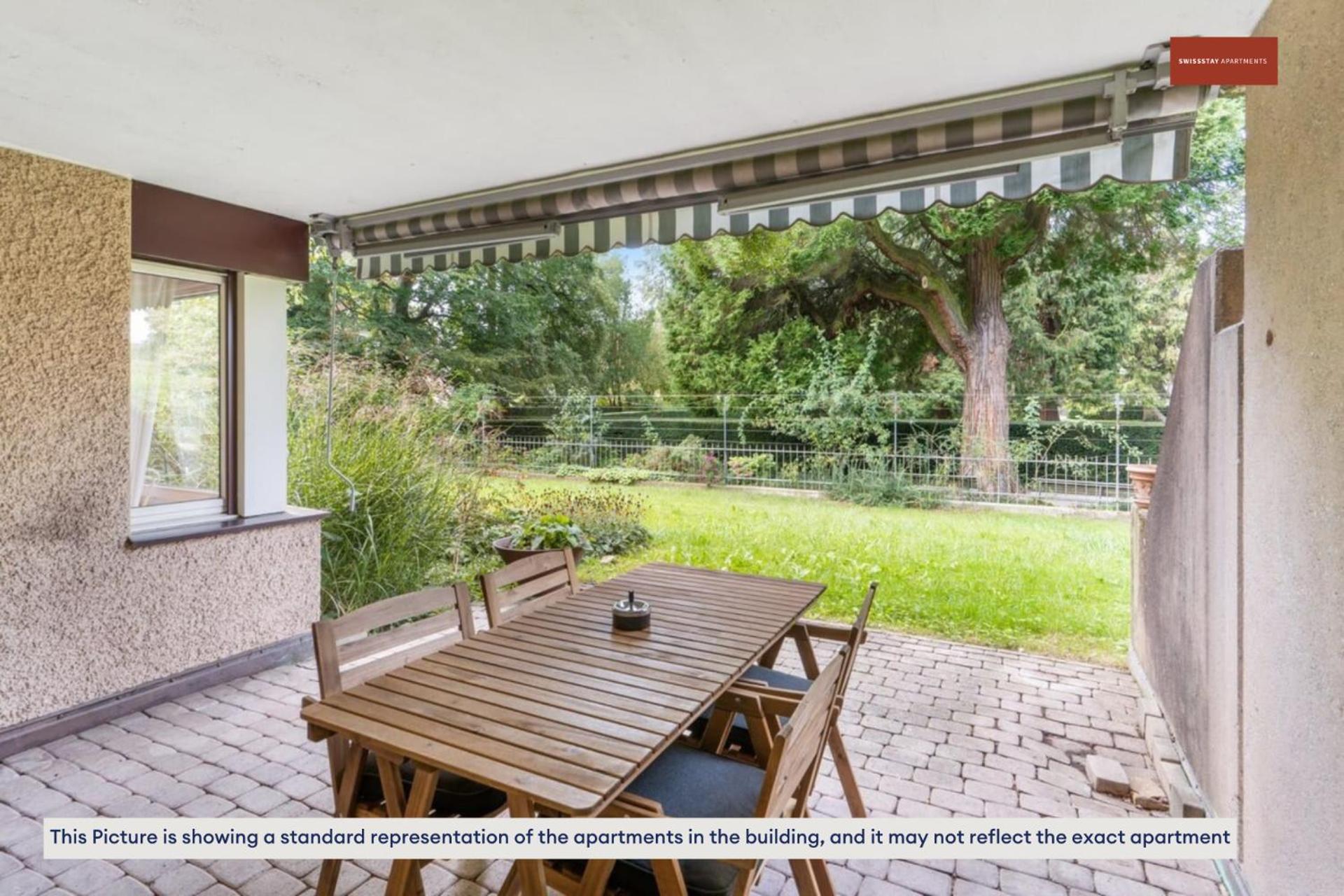 Apartment Chic Near Center