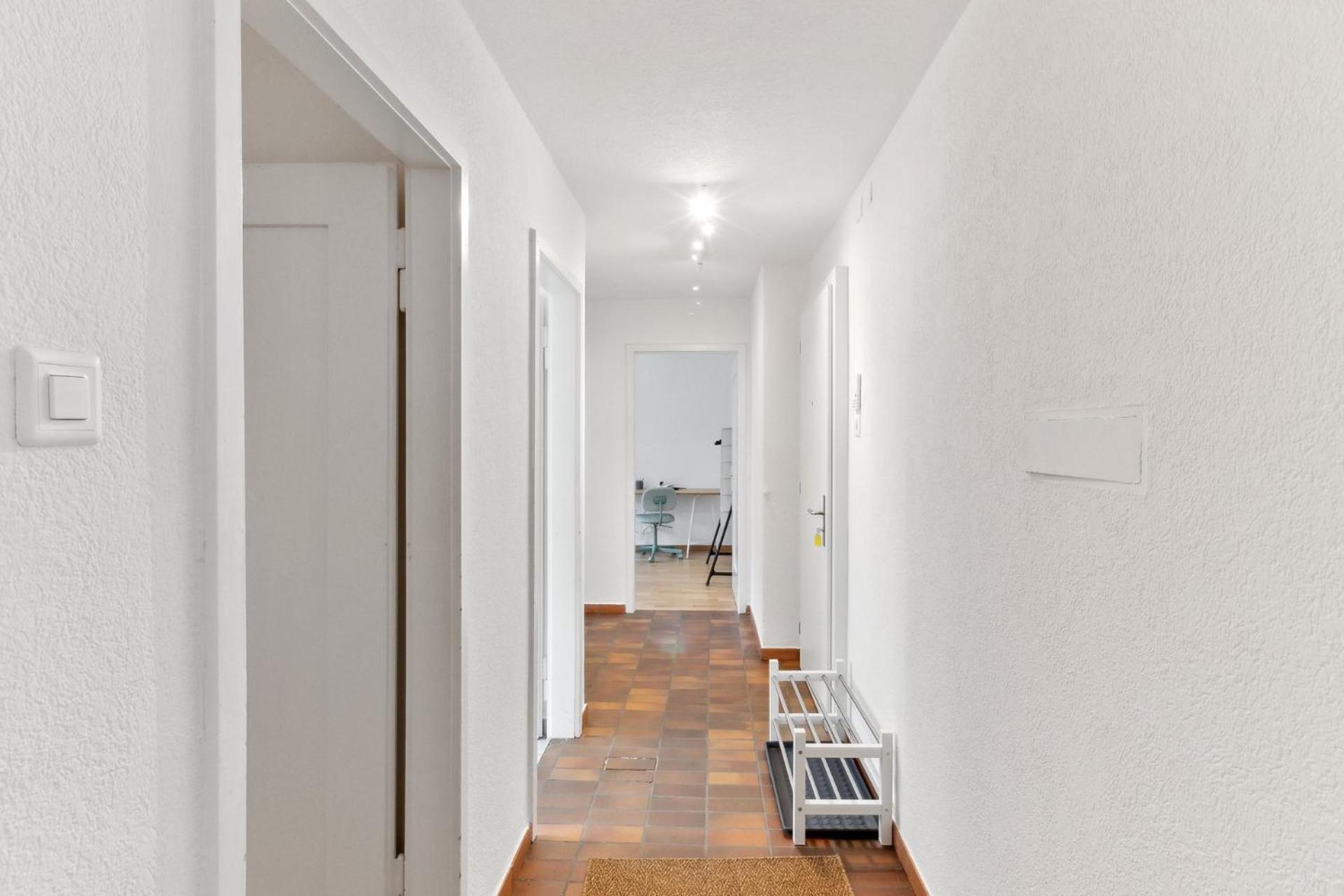 Duebendorfstrasse 171 *
