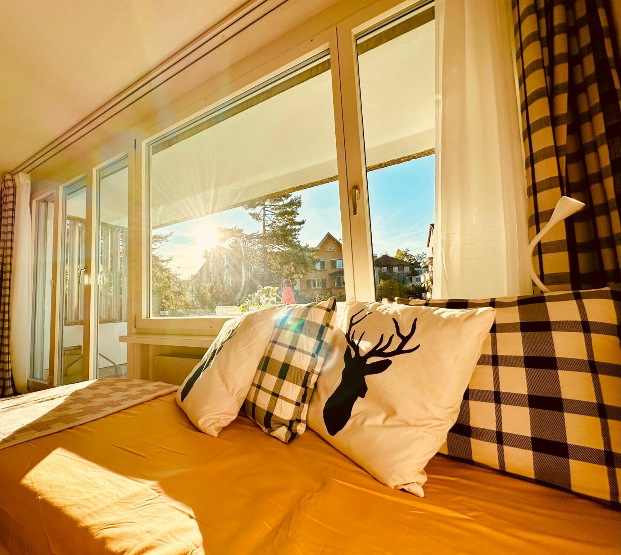 New With Sunny Terrace & Air Condition * Zurich