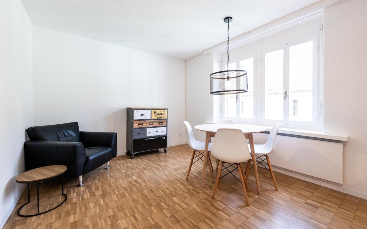 2 In District 4 Apartment