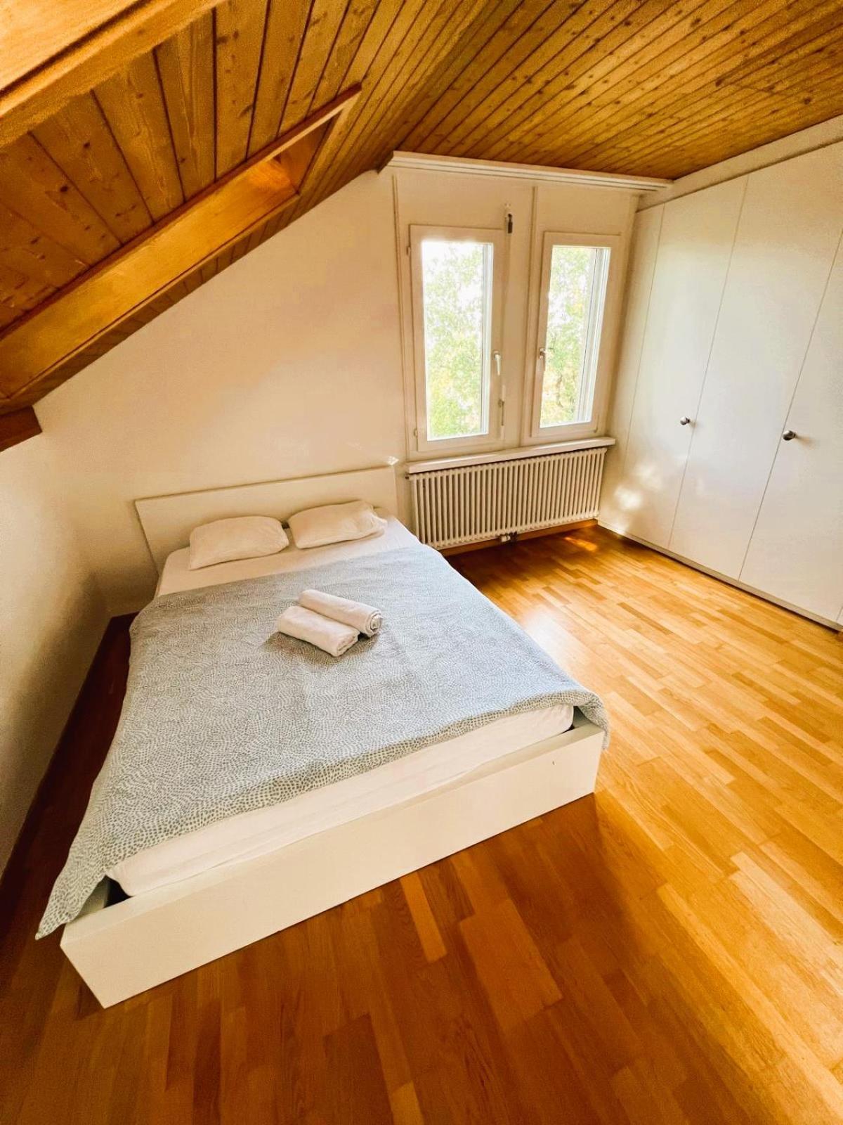 With View And Balcony In The Center Of Hwa Zurich