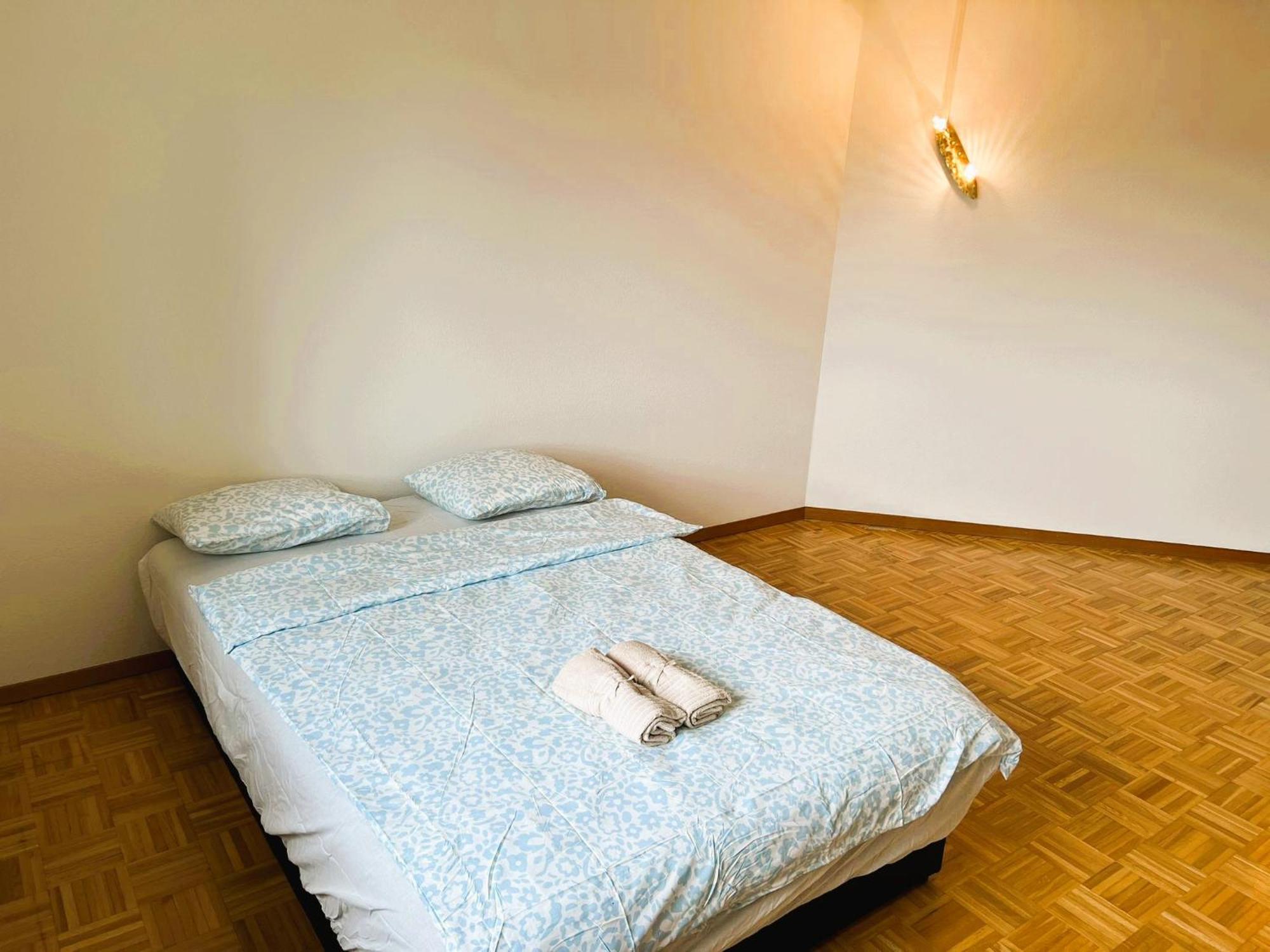 With View And Balcony In The Center Of Hwa Apartment *