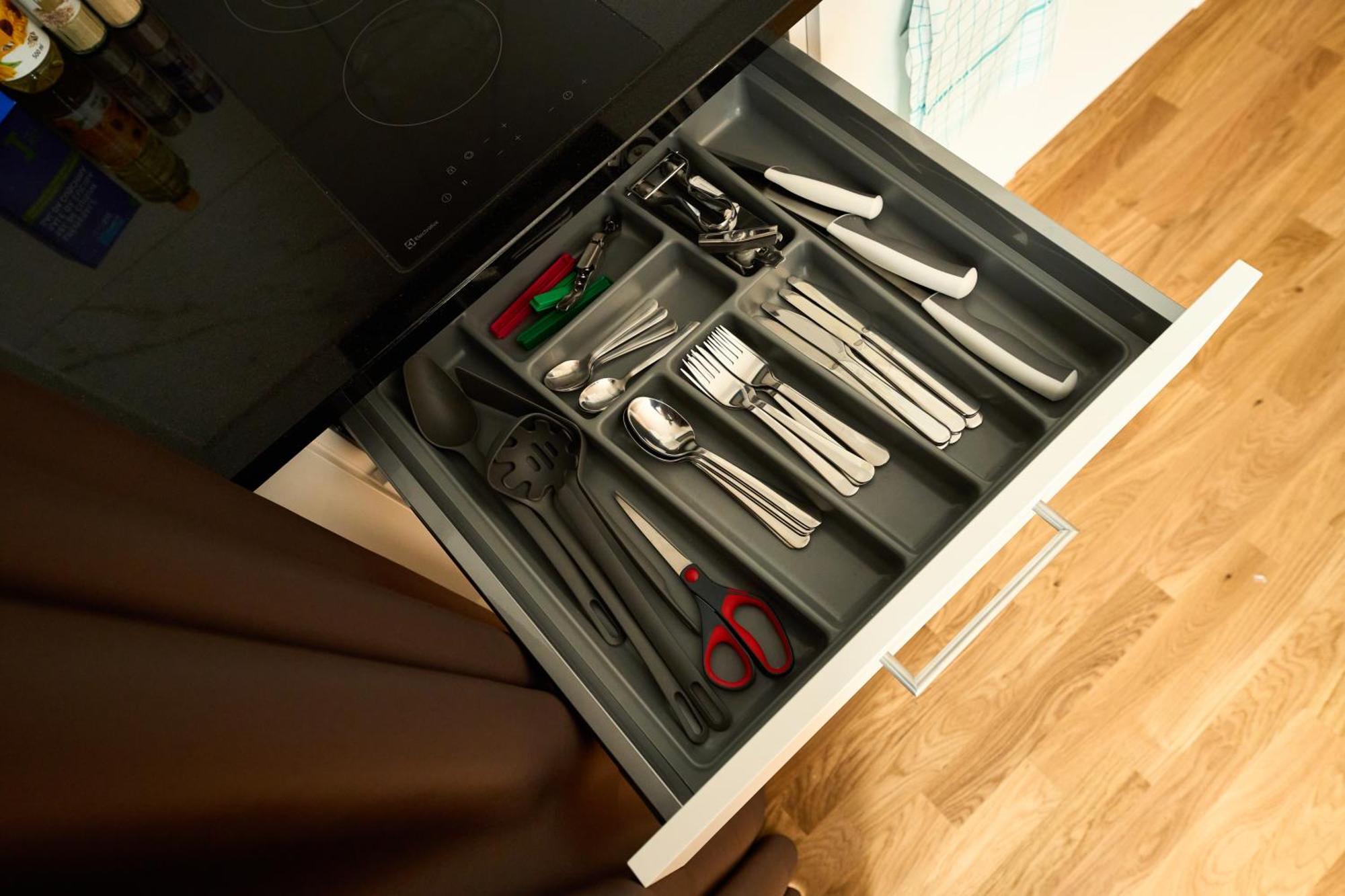 Station Apartment, 2 Bedroom & Sofabed Zurich