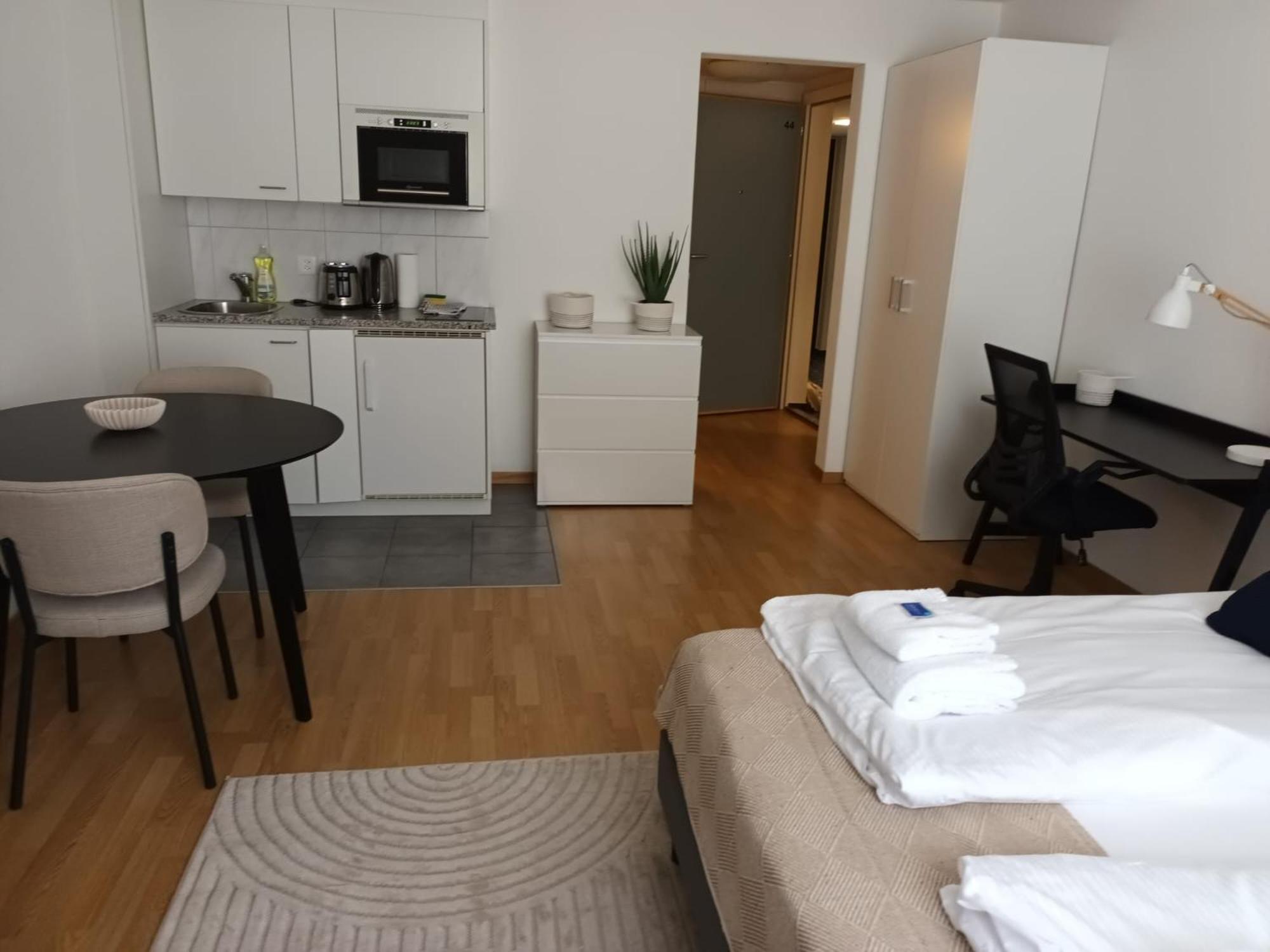 At Famous Storchengasse - Stork 44 Apartment *