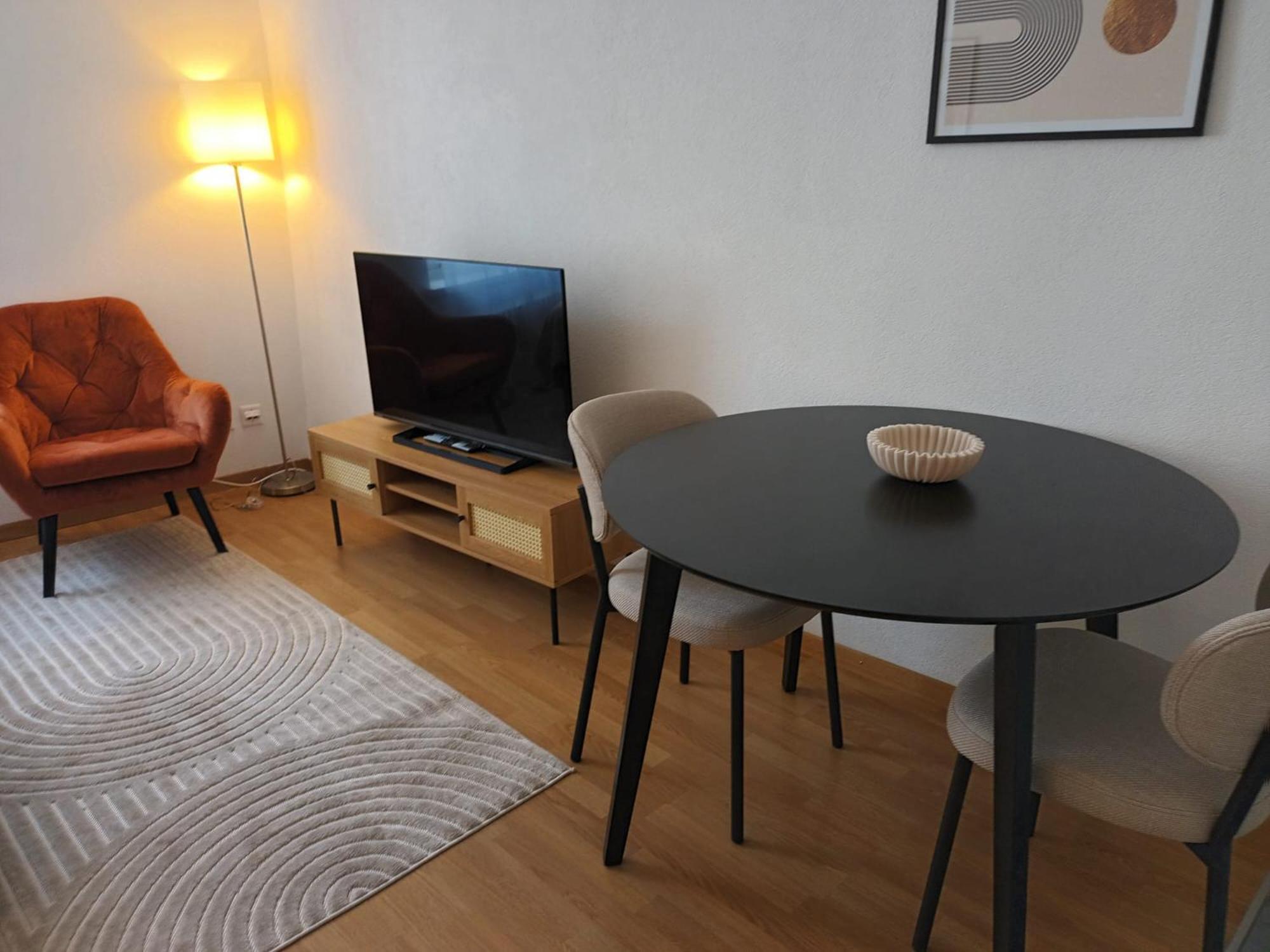 At Famous Storchengasse - Stork 44