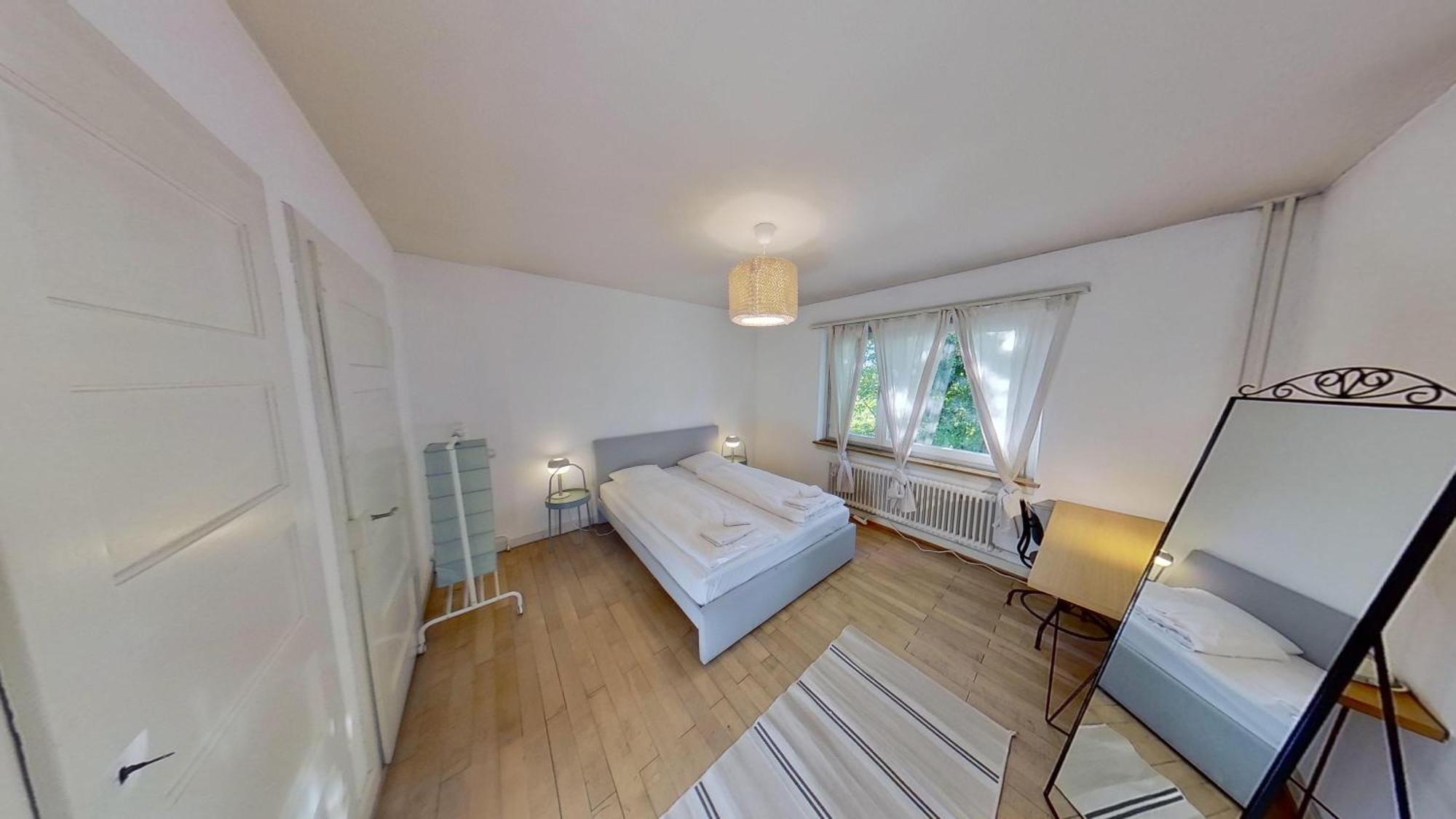 Apartment In The Heart Of Oerlikon Zurich